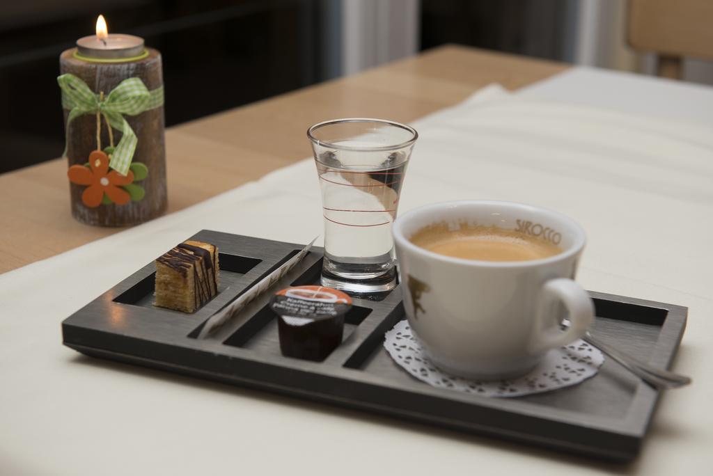 Hotel Zum Hirschen Schindellegi Екстериор снимка